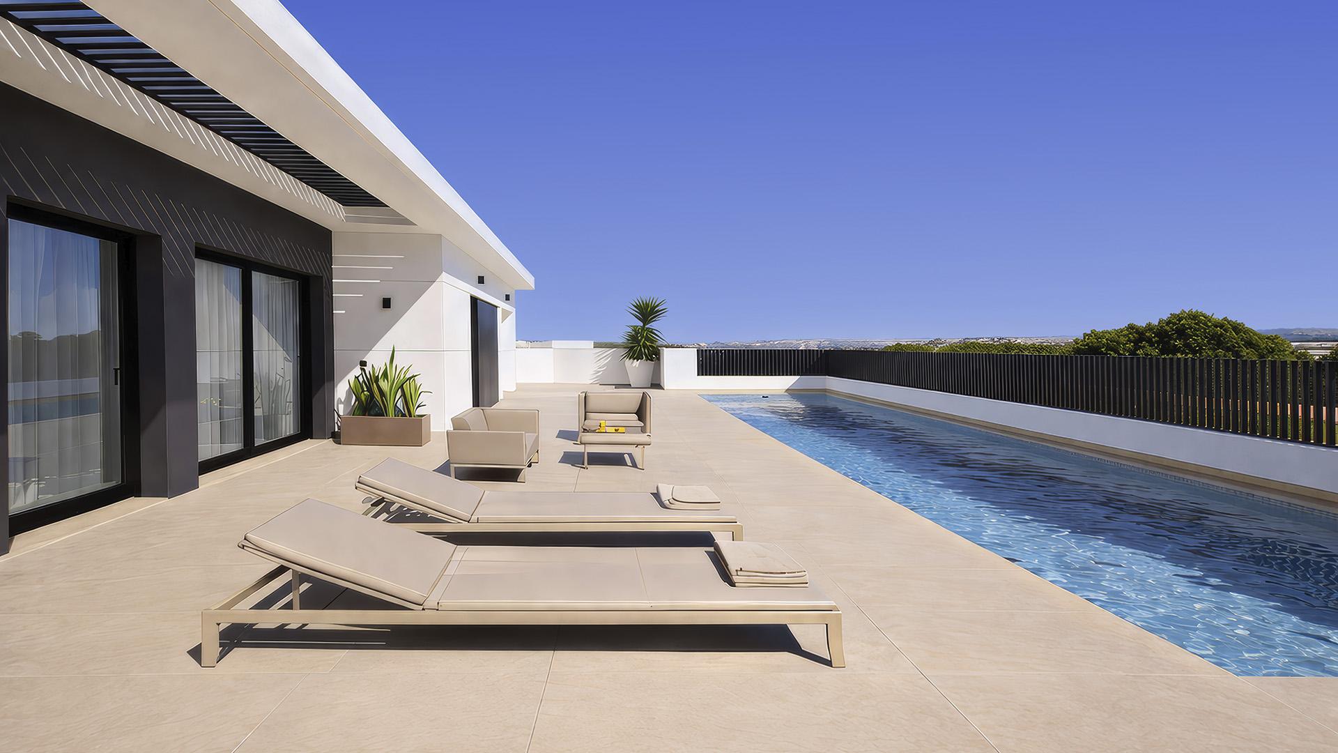 Plot boundary and garden area, 5-bedroom new-build villa, Centro de la Ciudad Quesada
