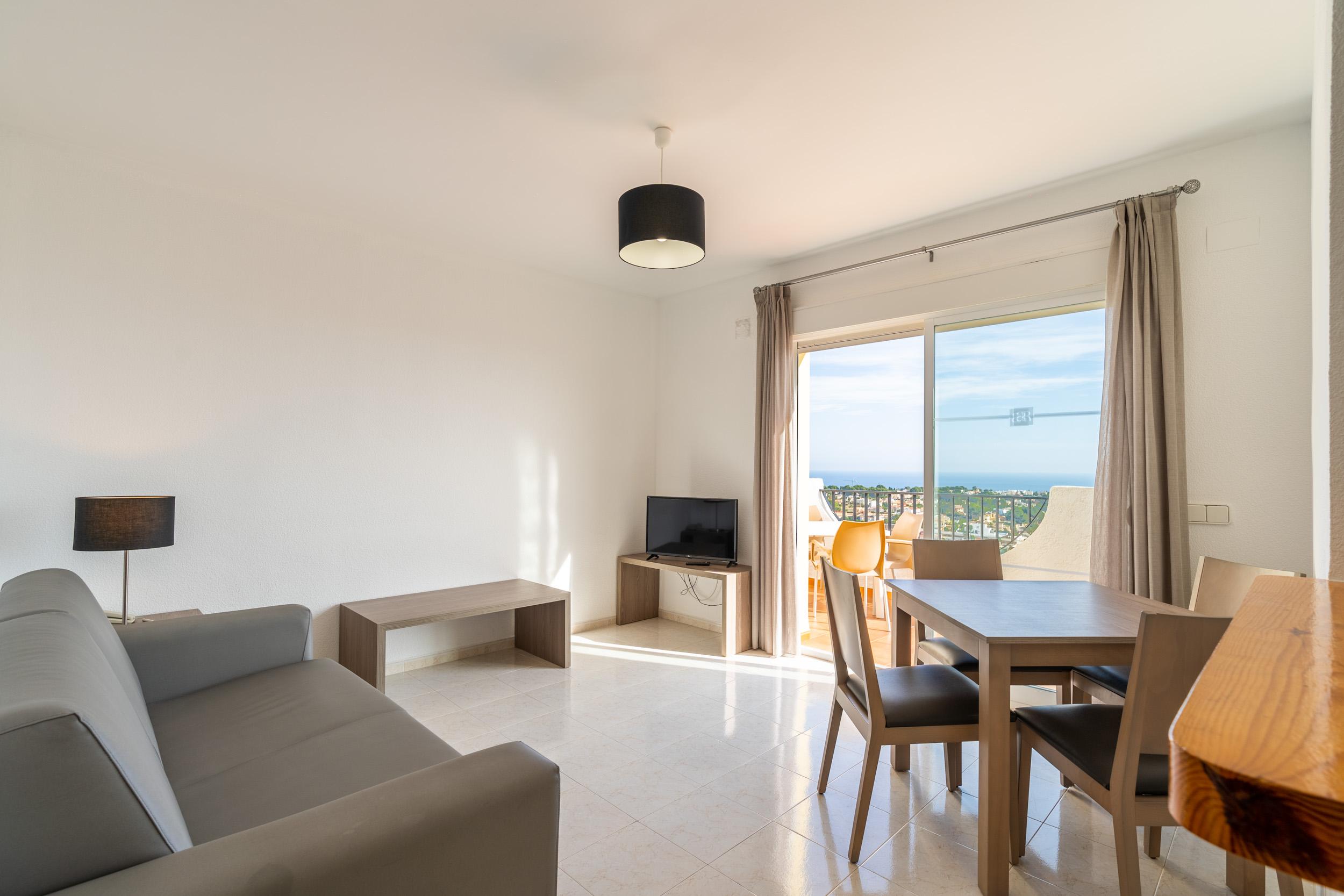 Bedroom with built-in wardrobes and electric shutter, new-build apartment, Gran Sol, Calpe