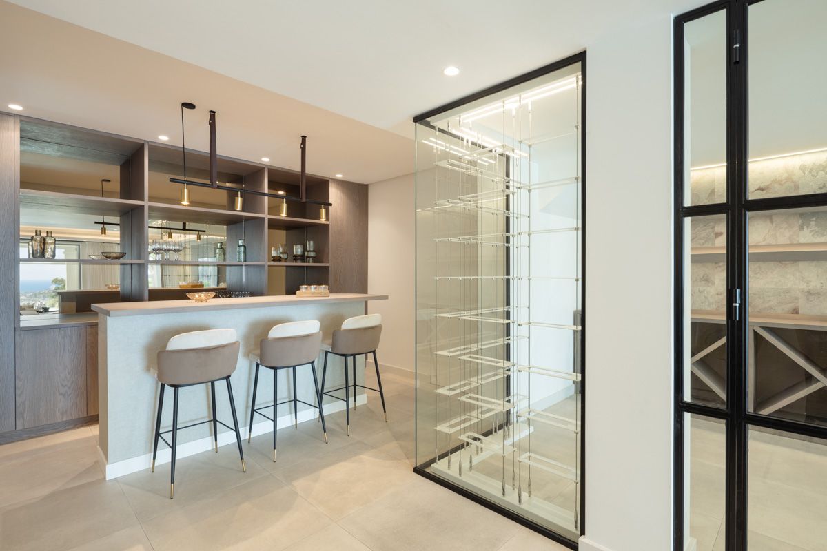 Third bathroom with walk-in shower in new-build villa, La Zagaleta-El Madroñal