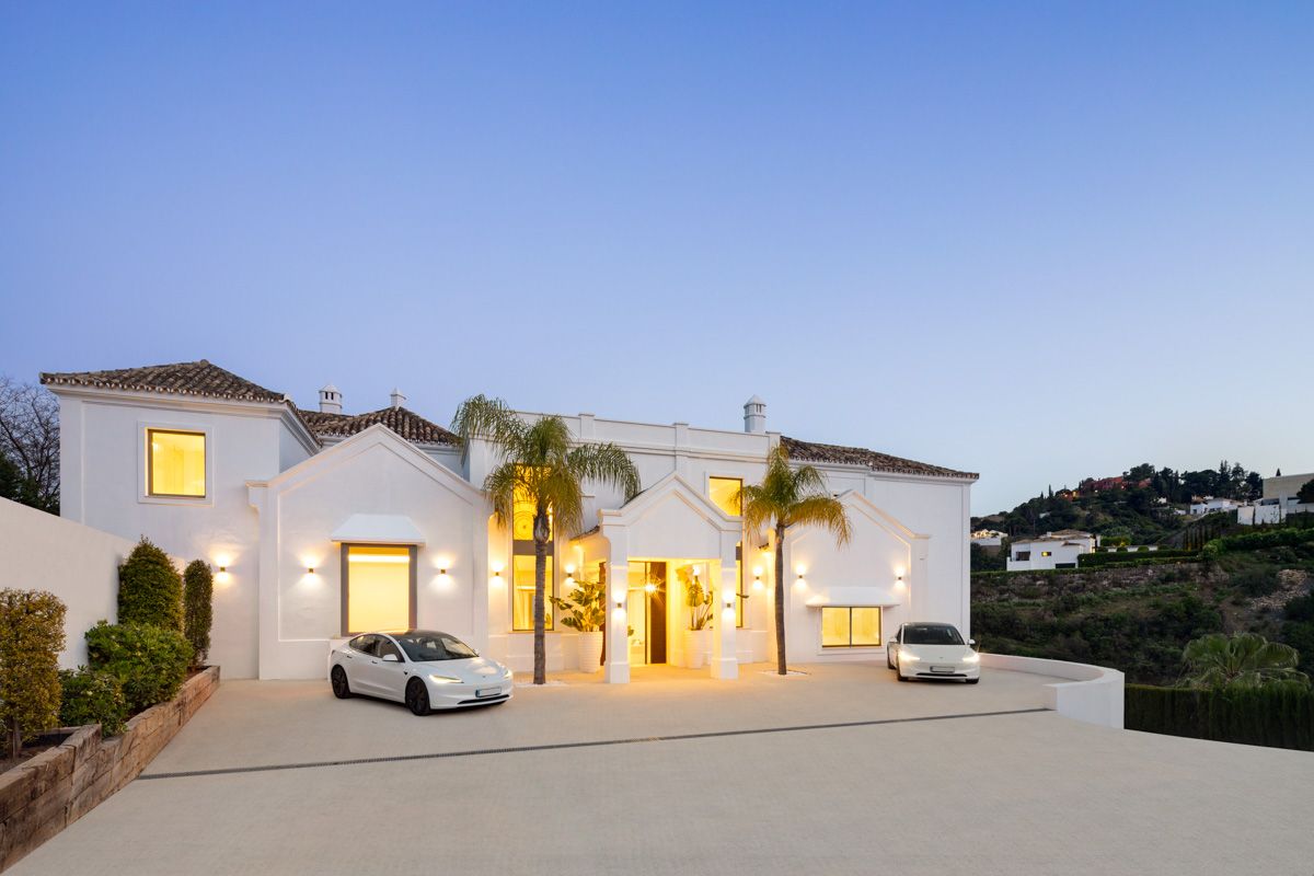 Hillside setting and gated estate perimeter at La Zagaleta-El Madroñal, Benahavis
