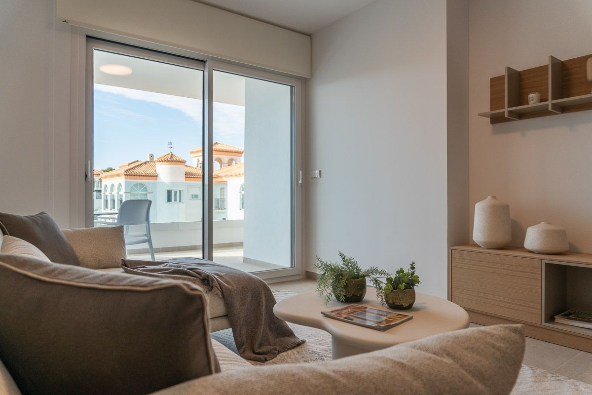 Development and adjacent street, La Zenia, Orihuela Costa