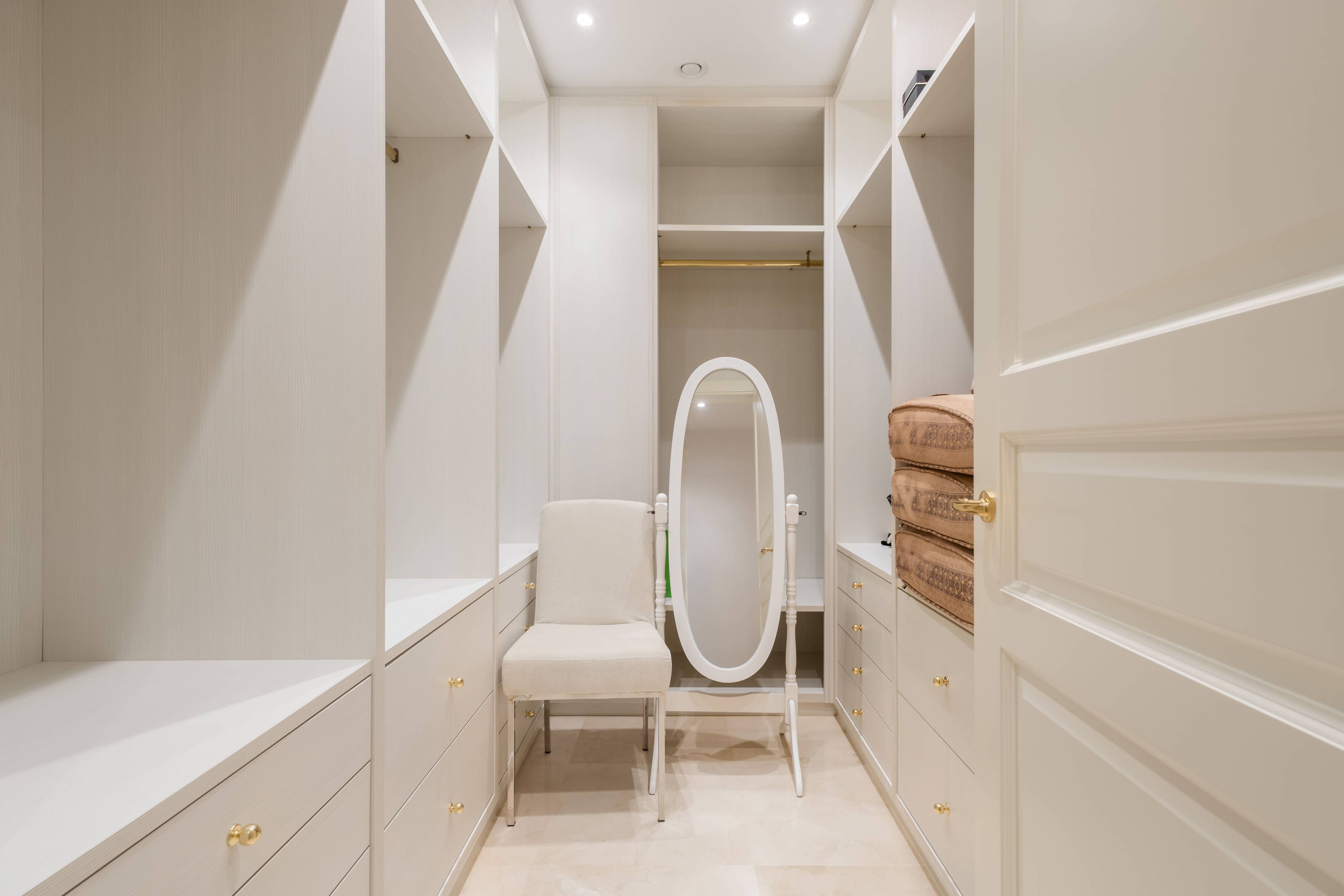 Basement level showing lower-ground space in new-build villa, Casasola
