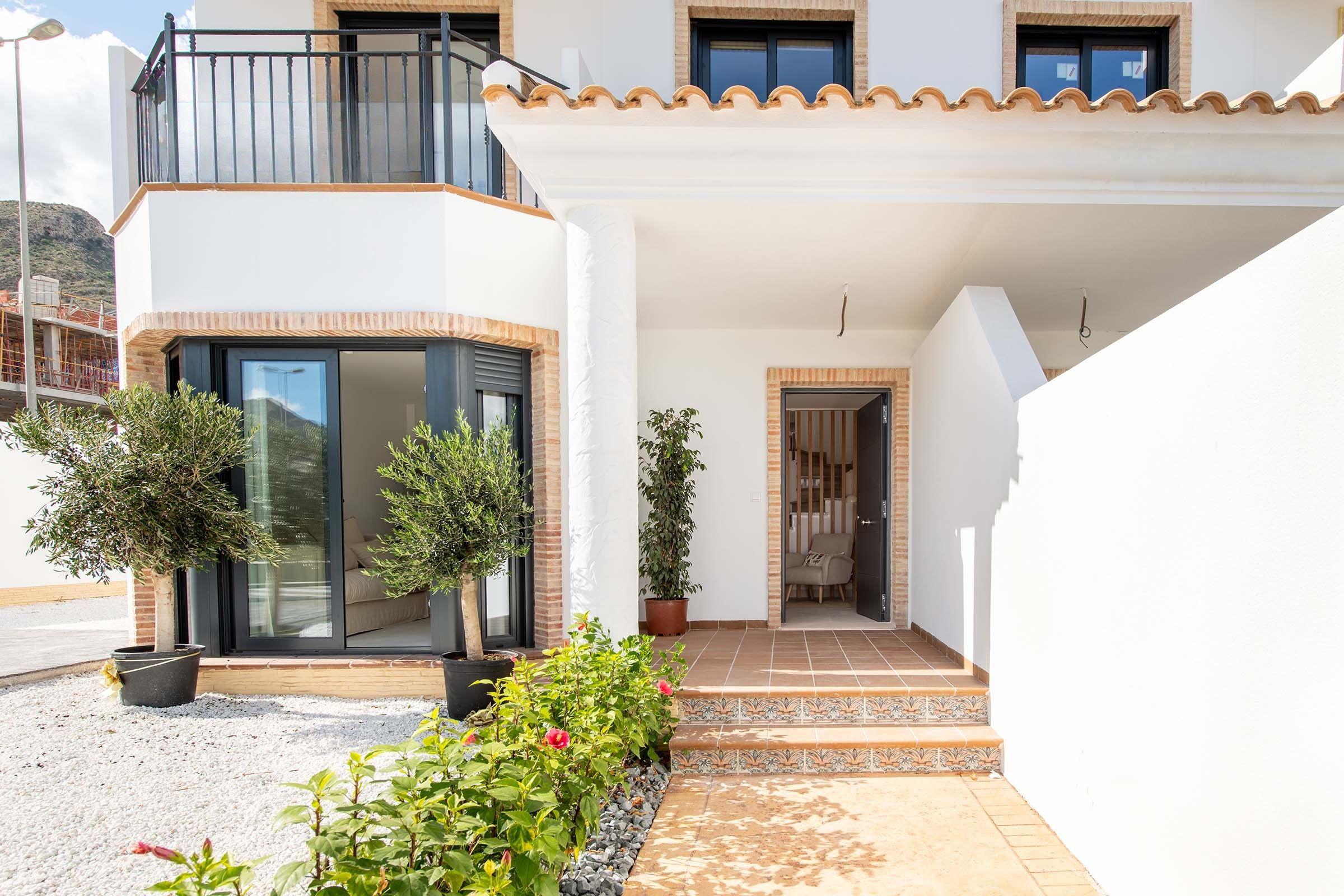 Exterior render of townhouse block, Cox, Alicante