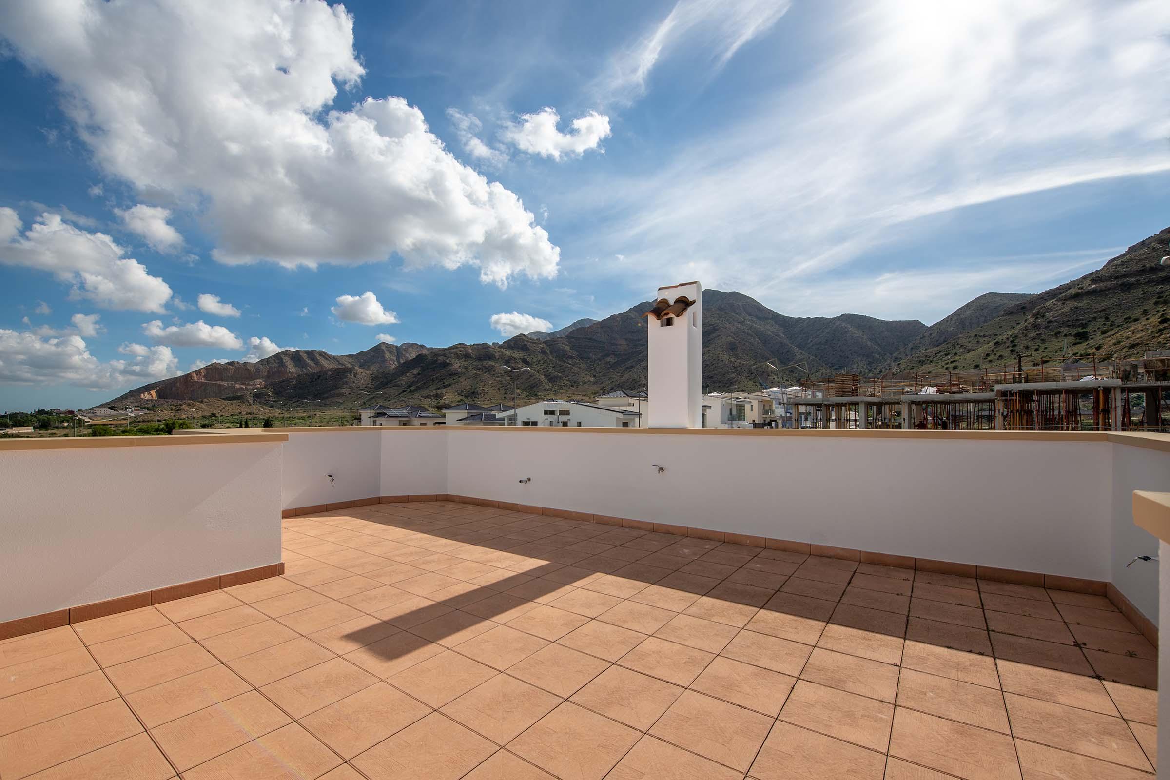 Development boundary wall and landscaping, Cox, Alicante