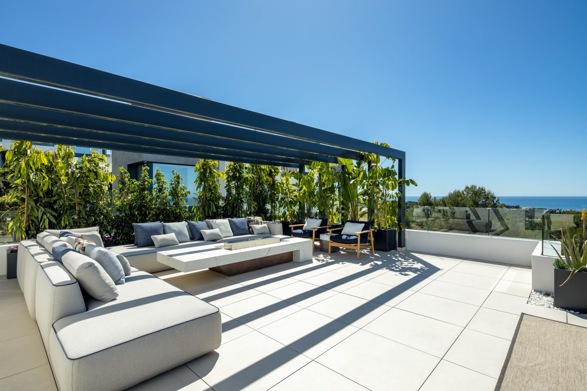 Secondary bedroom in 8-bedroom new-build villa, Bello Horizonte
