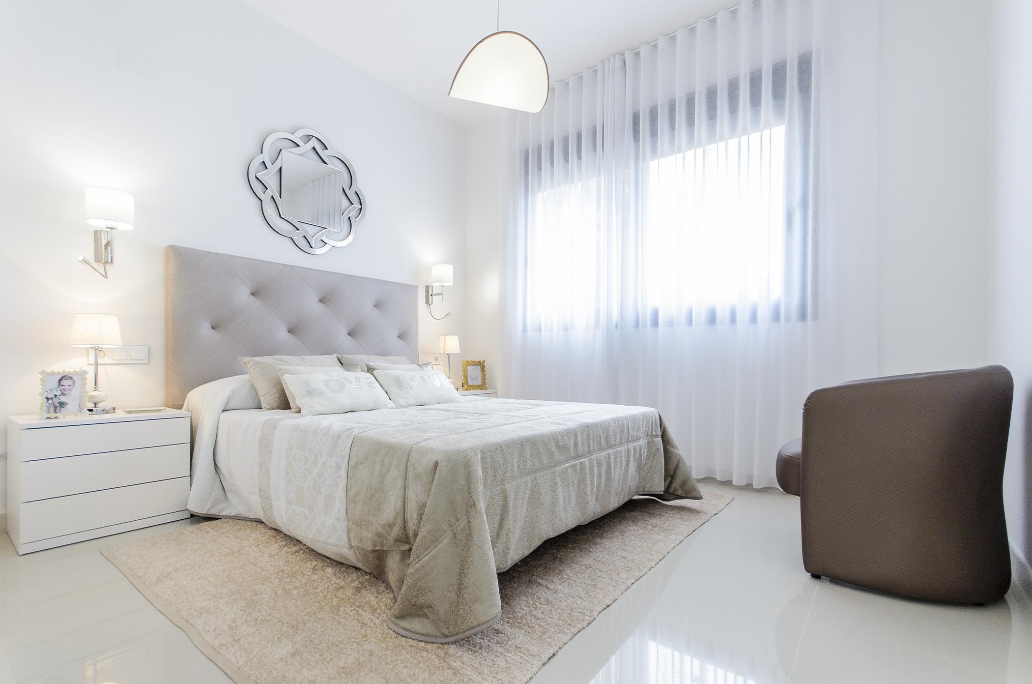 Master bedroom in 4-bedroom new-build villa, Bellavista, San Miguel de Salinas