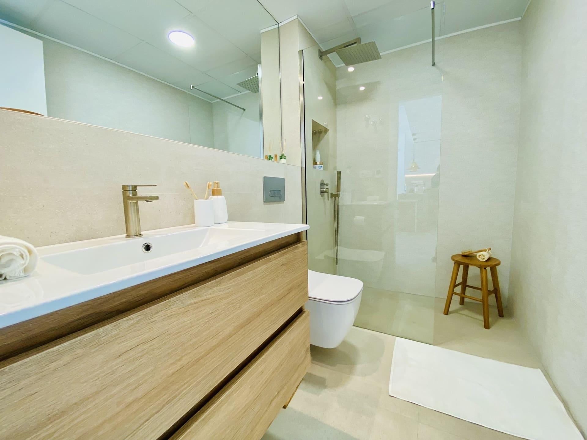 Main double bedroom with built-in wardrobes in 2-bedroom bungalow, Zona Pueblo