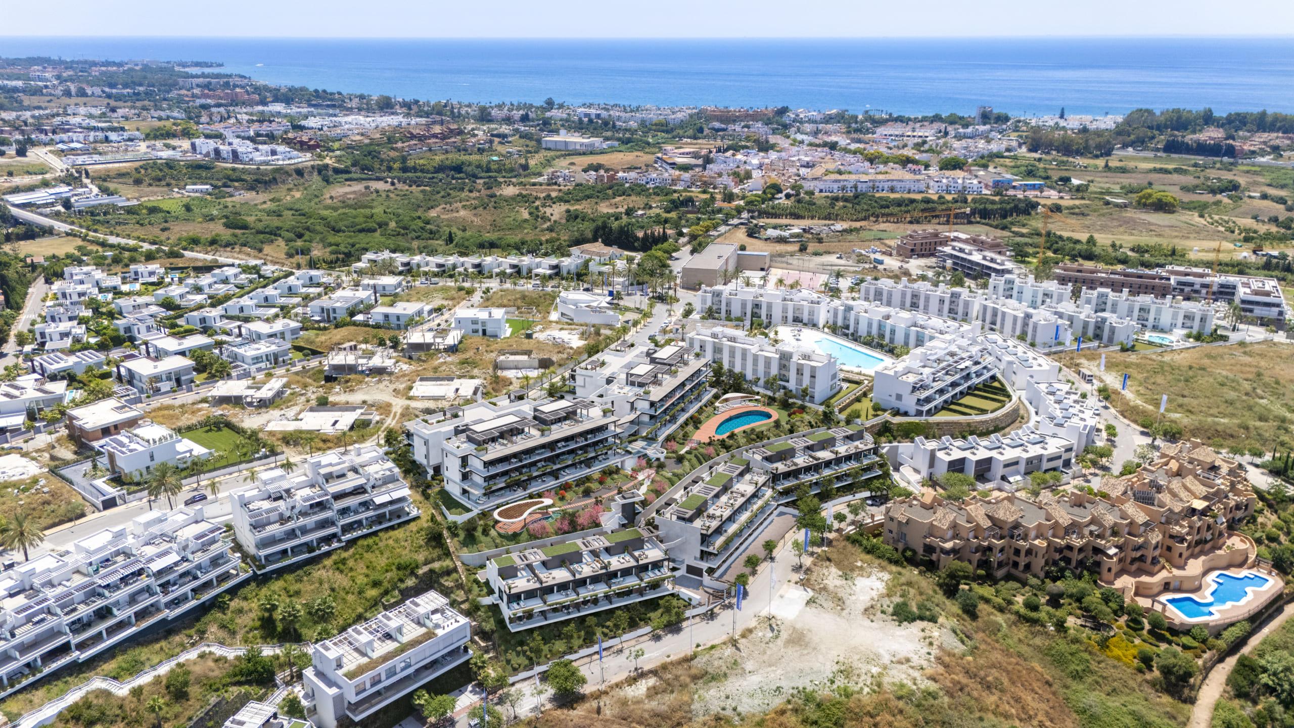 Second bedroom with fitted storage in new-build apartment, Cancelada, Estepona