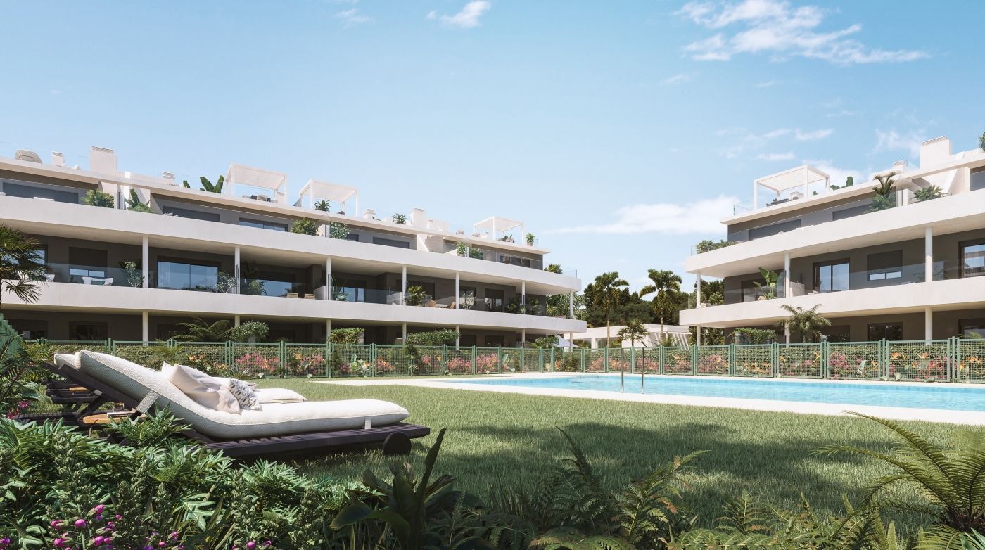 Communal pool area of new-build development in Arroyo Vaquero, Estepona