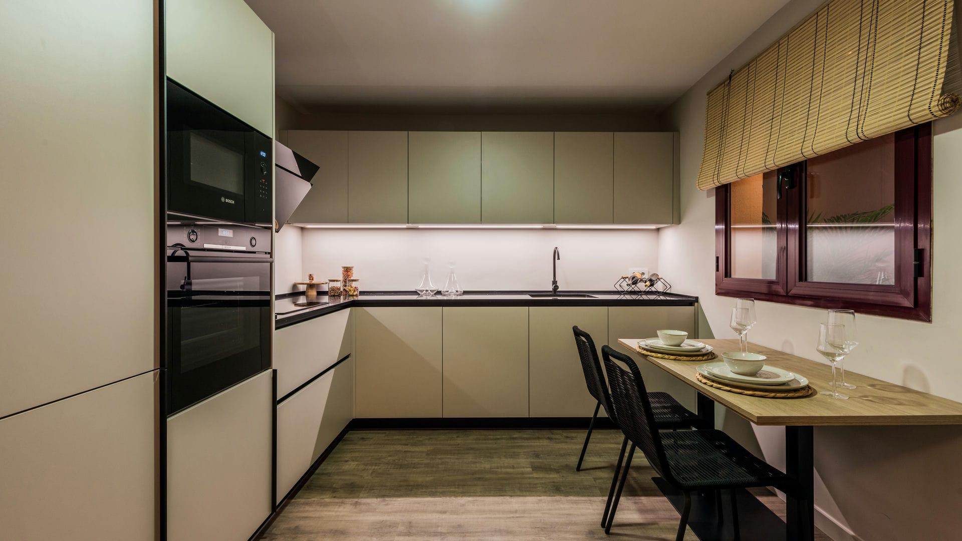 Open-plan living and kitchen area, new-build apartment, Cortés