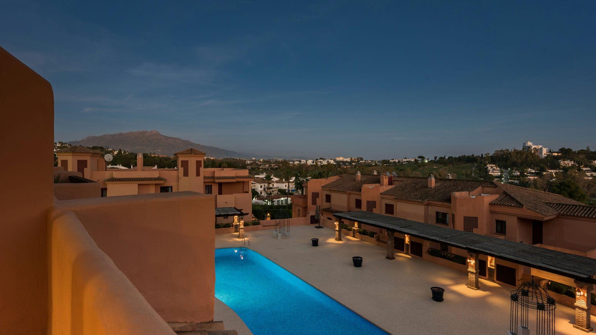 Development aerial or street view, Cortés, Benahavis