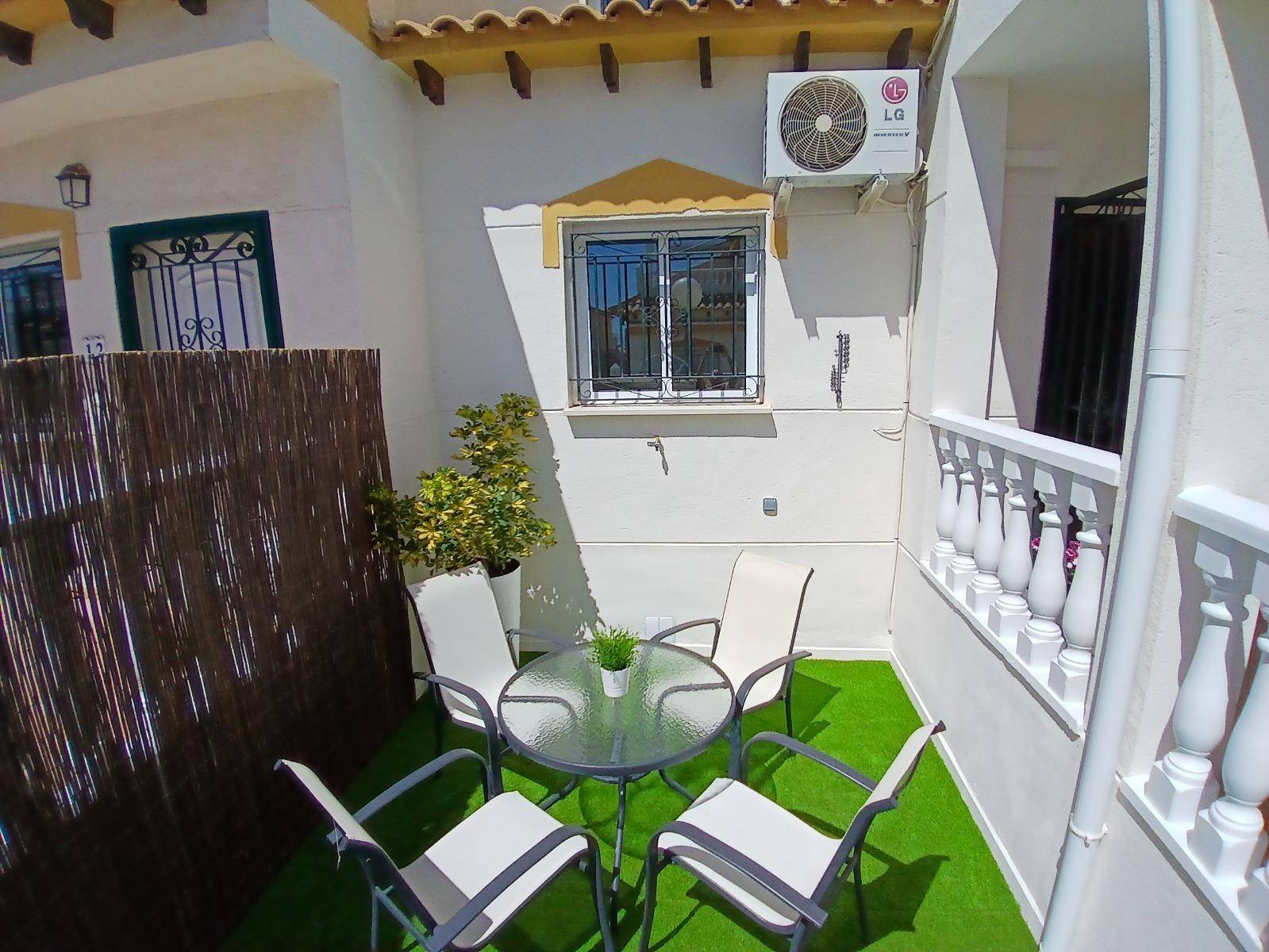 Additional room interior in 3-bedroom villa, Urbanización Perla del Mar