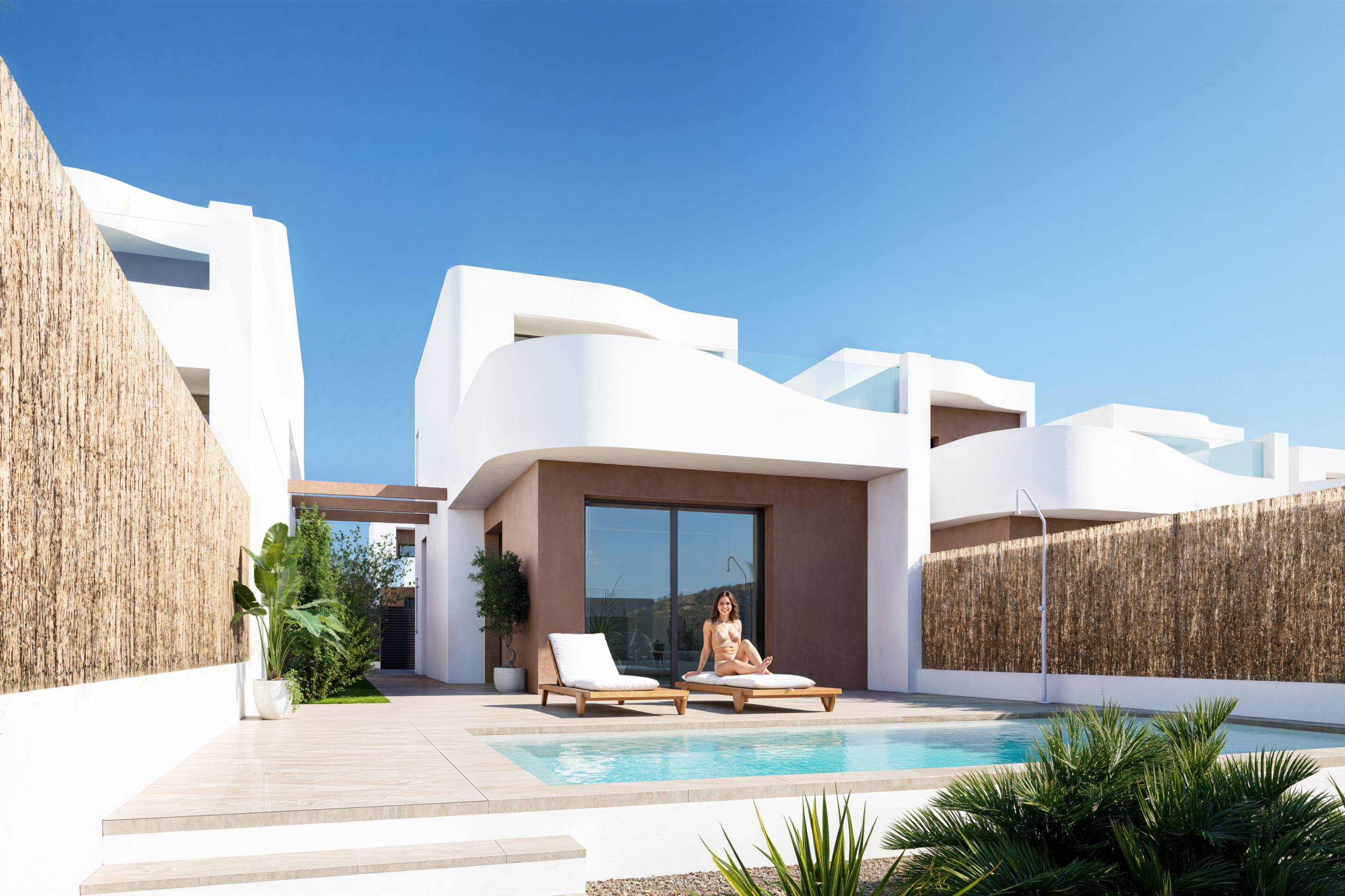 Open-plan living and dining area in 3-bedroom new-build villa, Los Montesinos
