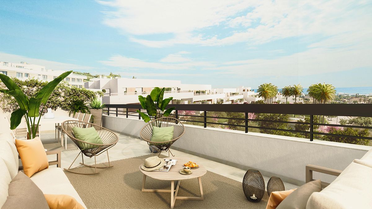 Terrace with outdoor seating space, Arroyo Vaquero, Estepona