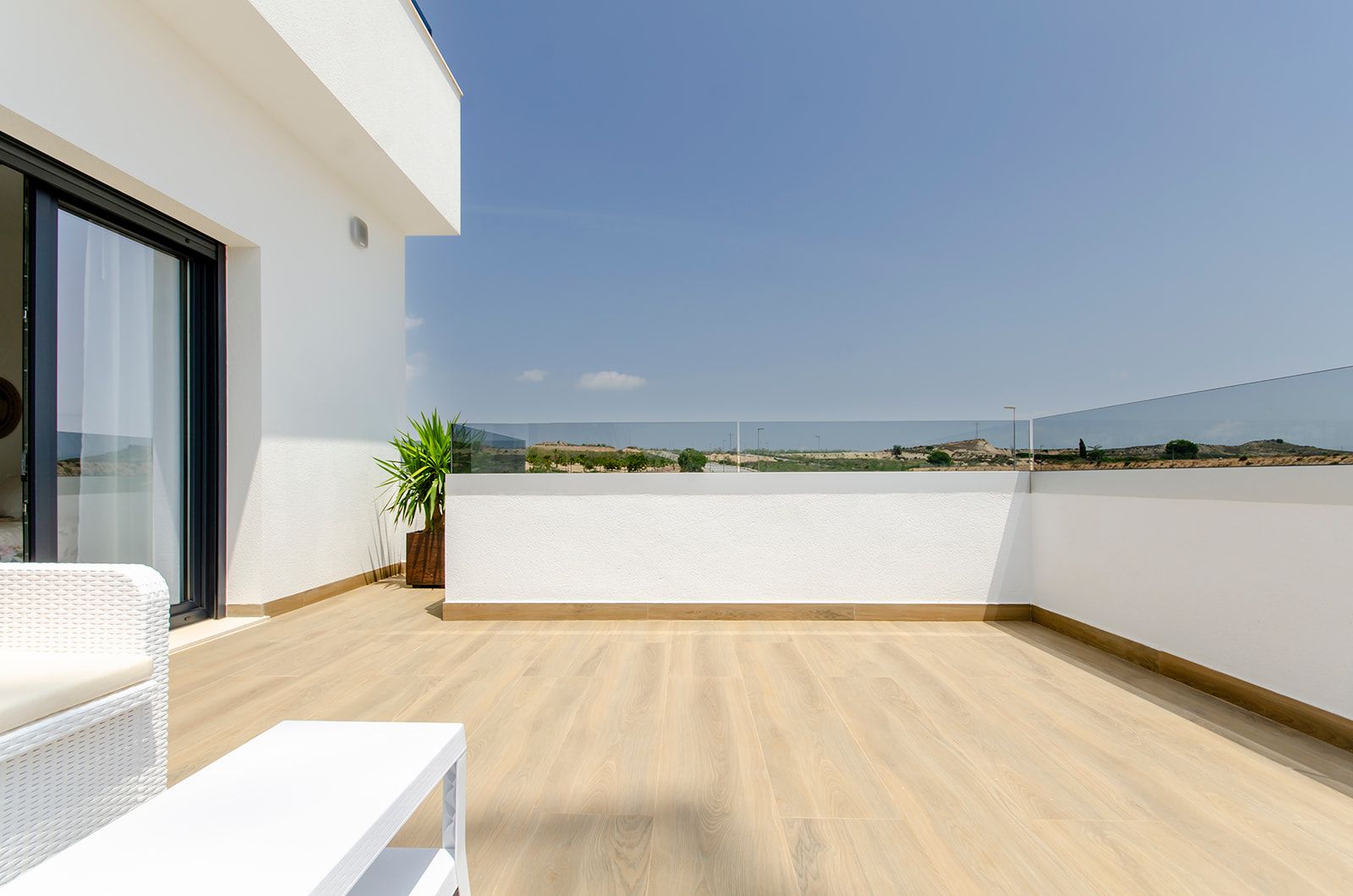 Private outdoor pool and garden area, villa in Desamparados-Hurchillo-Torremendo