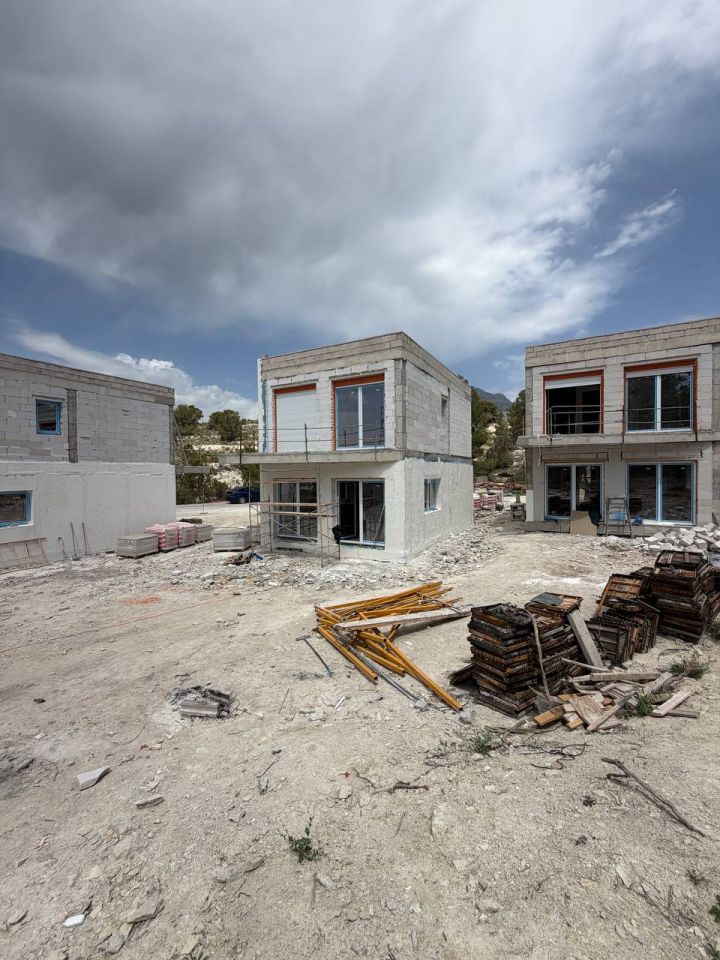 Bedroom with direct terrace access, new-build villa, Golf Bahía
