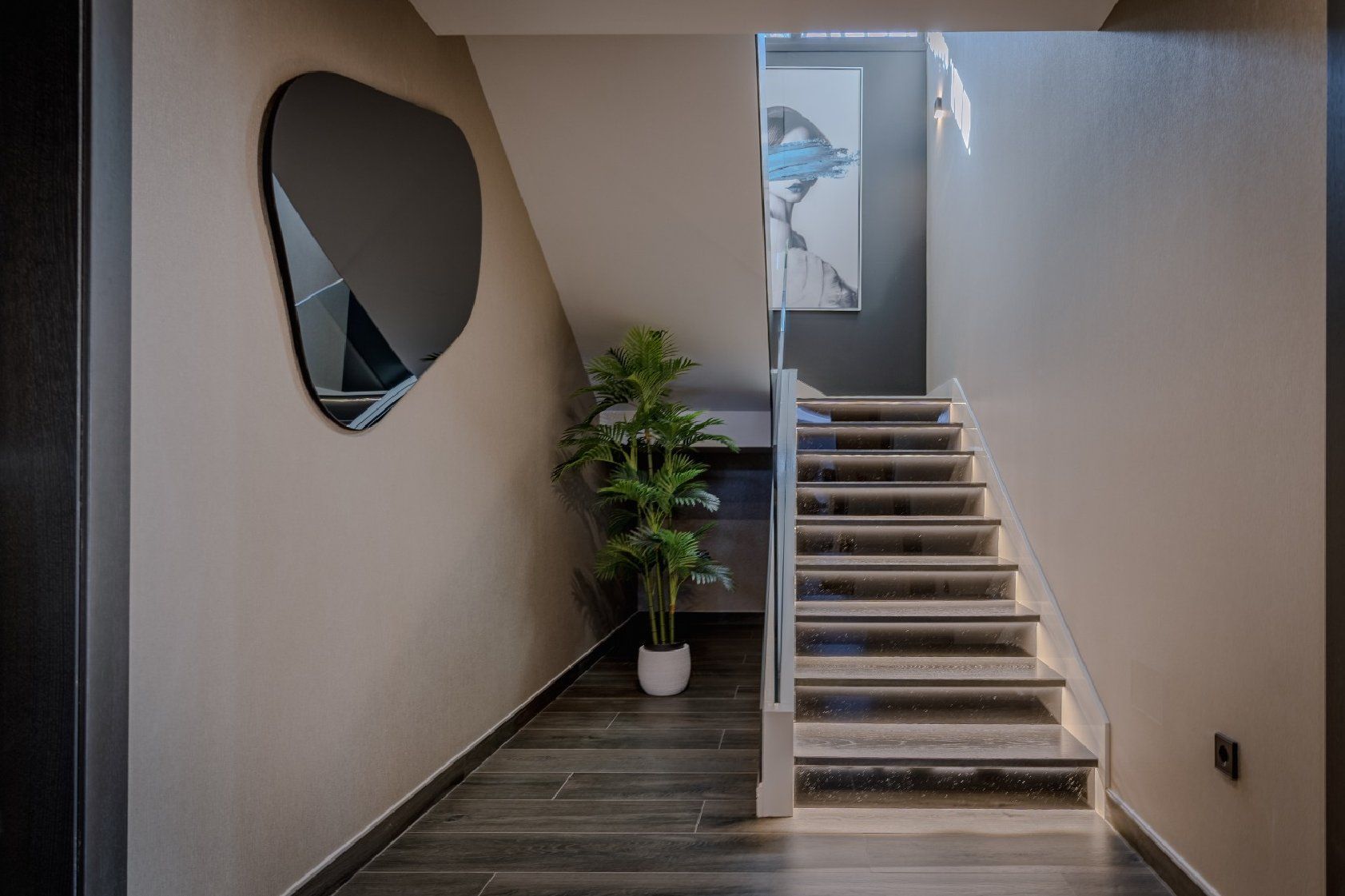 Dressing area with built-in storage in master suite, La Cala Golf villa