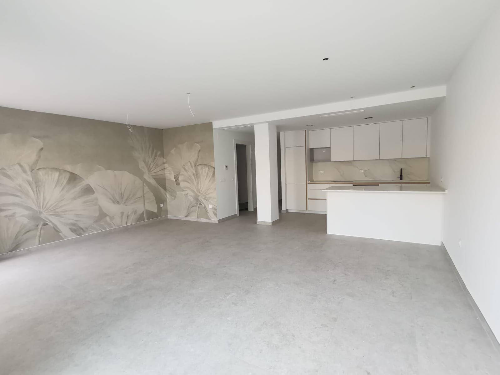 Main bathroom with shower in new-build apartment, Torreblanca, Torrevieja
