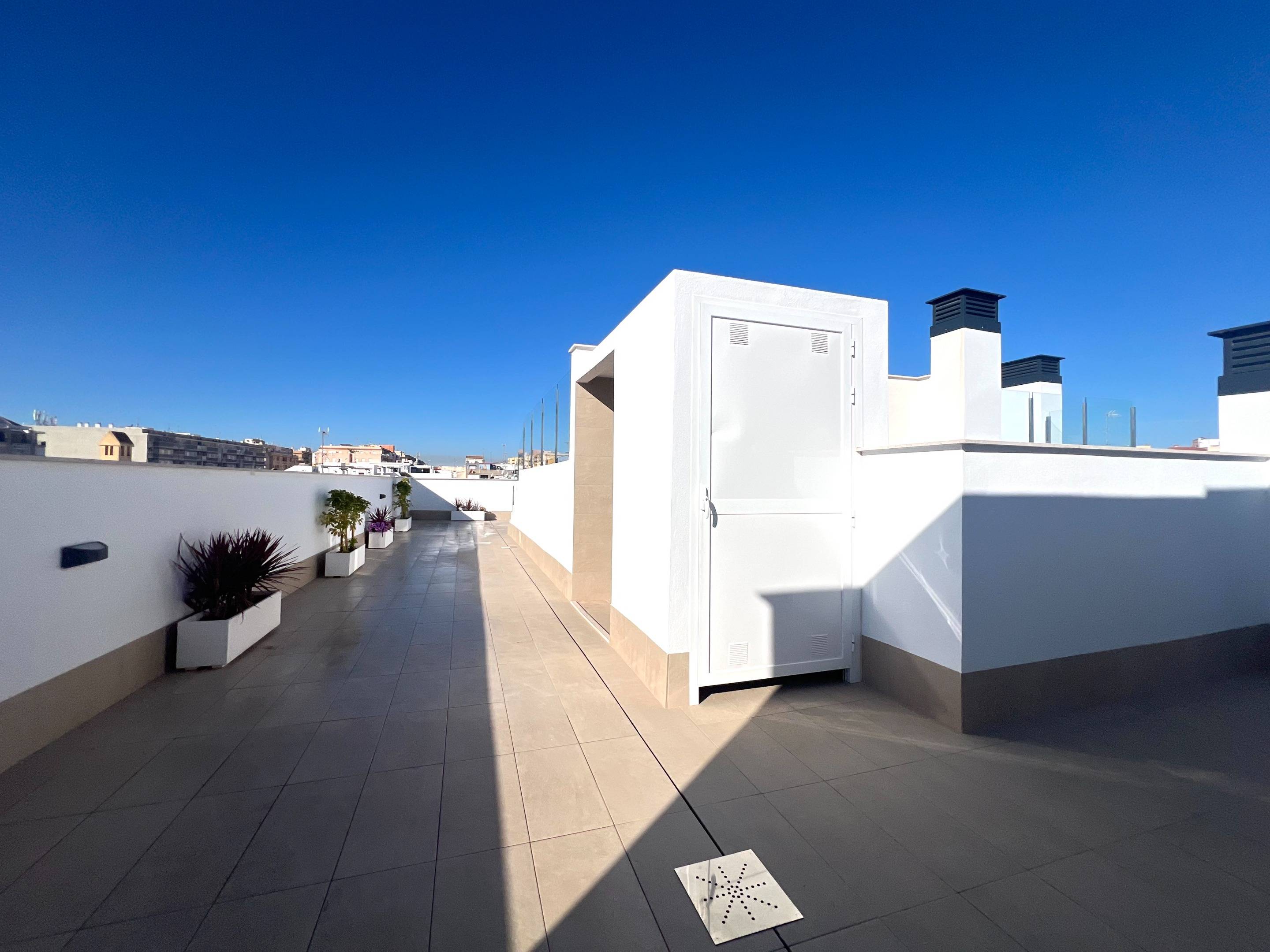 Allocated parking space in new-build complex, Centro, Torrevieja