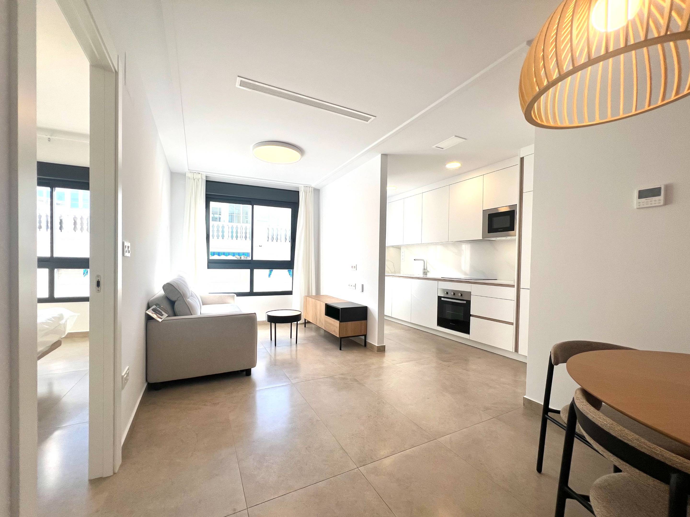 Open-plan interior of 2-bedroom new-build apartment in Centro, Torrevieja