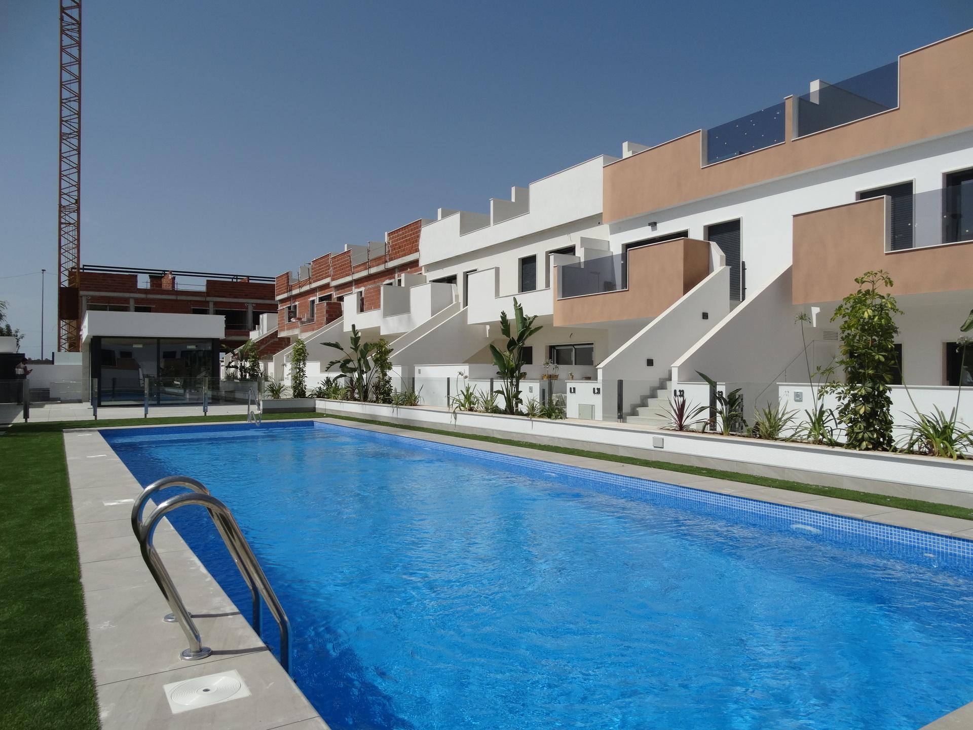 Rendered exterior wall finish, new-build bungalow, Pilar De La Horadada