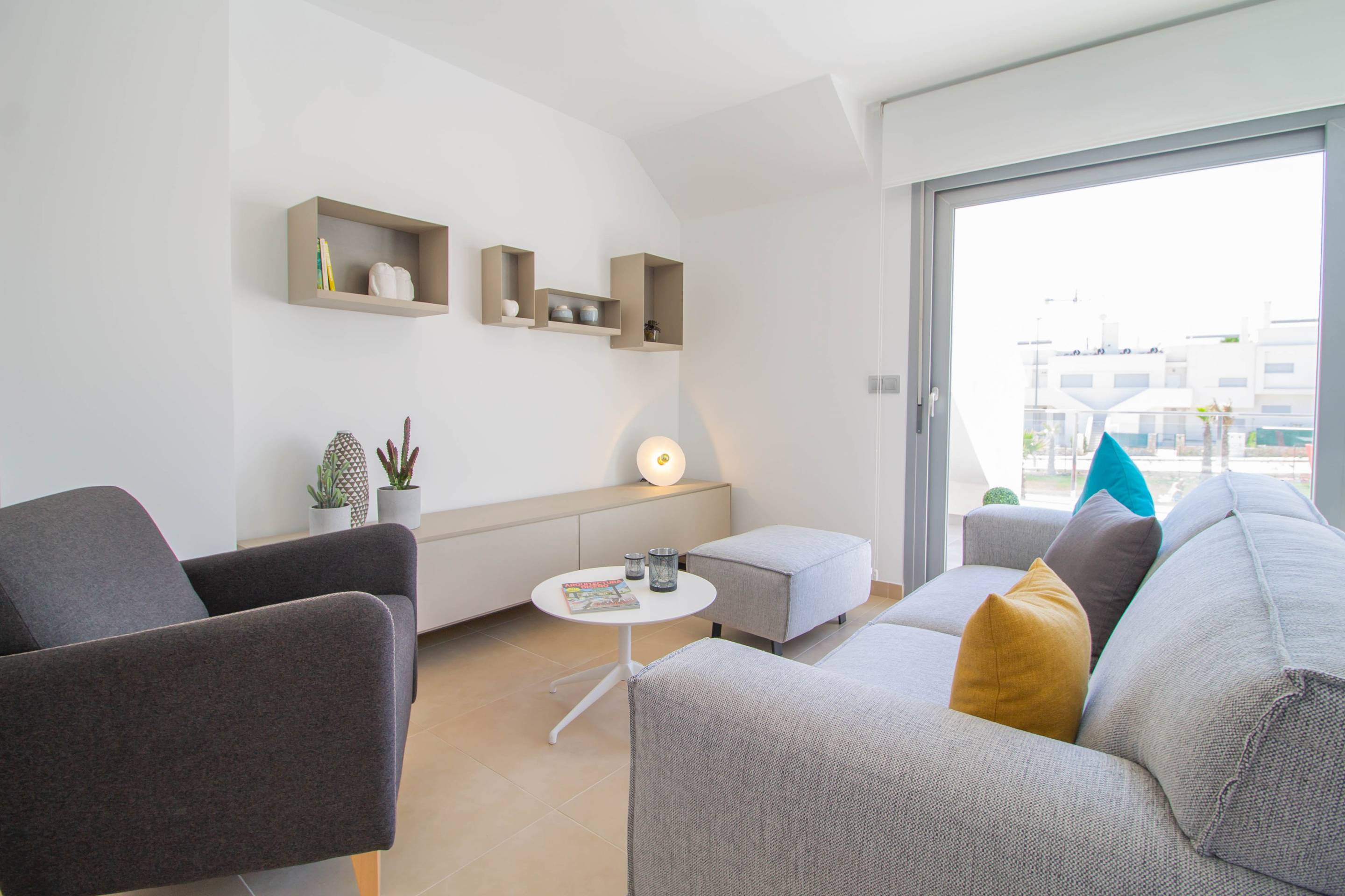 Lounge and dining area in 2-bedroom bungalow, Desamparados, Orihuela