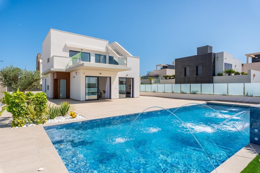 Upper landing in 3-bedroom new-build villa, Campoamor, Orihuela Costa