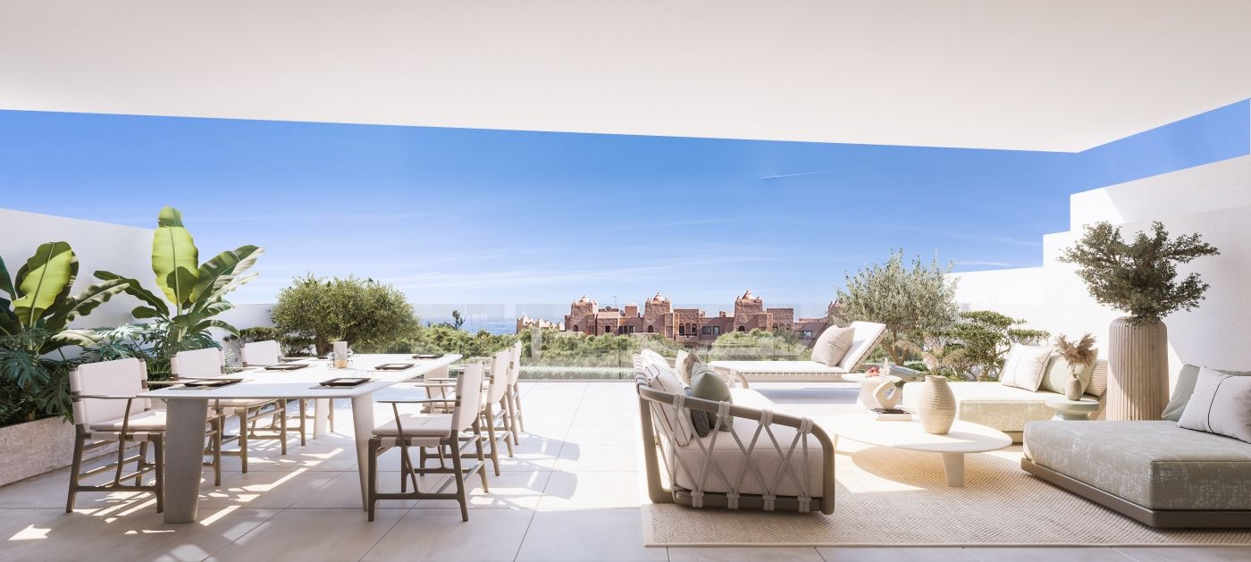 Open-plan living and dining area in 2-bedroom penthouse, Residencial Duquesa, Sabinillas