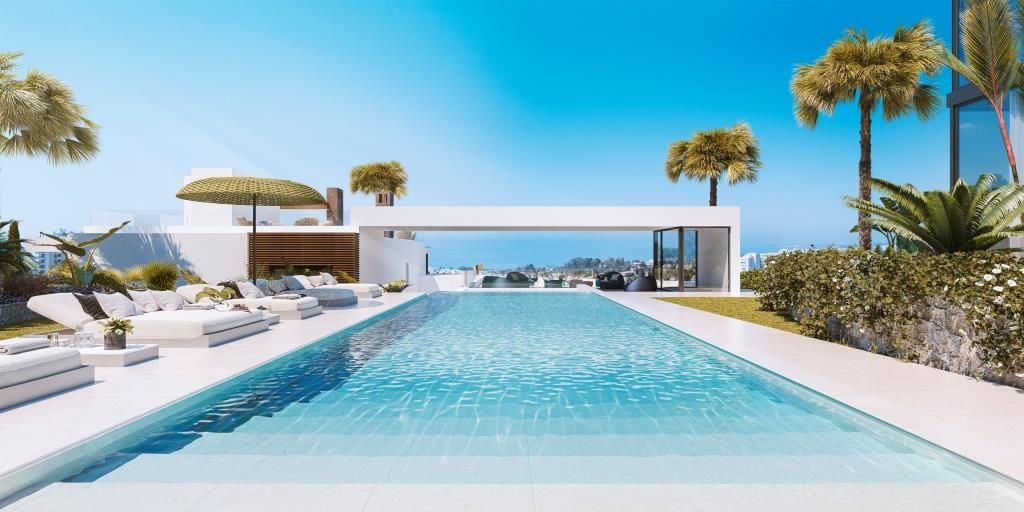 Terrace with sea views in new-build villa, Bello Horizonte, Marbella
