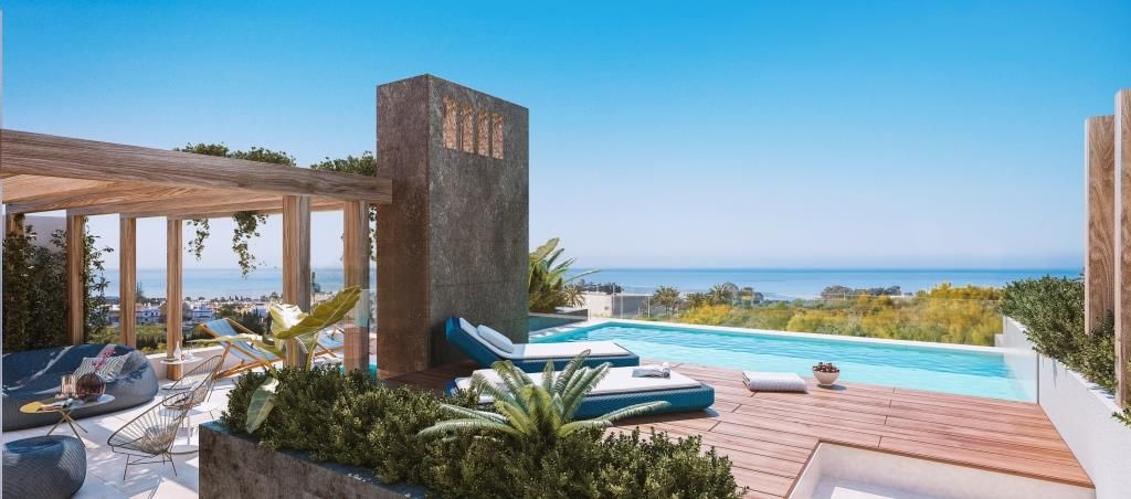 Private pool and garden area of new-build villa, Bello Horizonte, Marbella