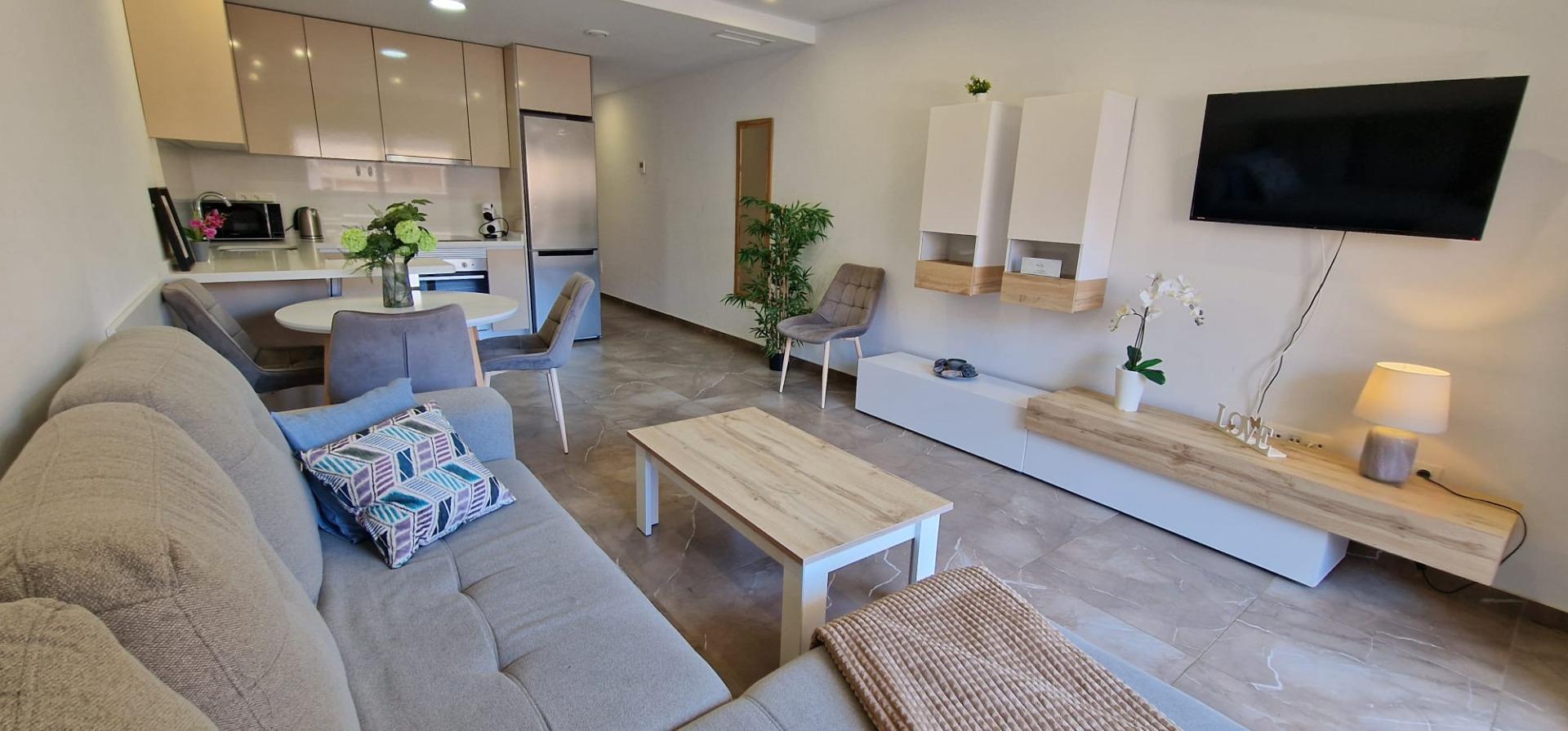 Interior living area in 4-bedroom apartment, Centro, Torrevieja