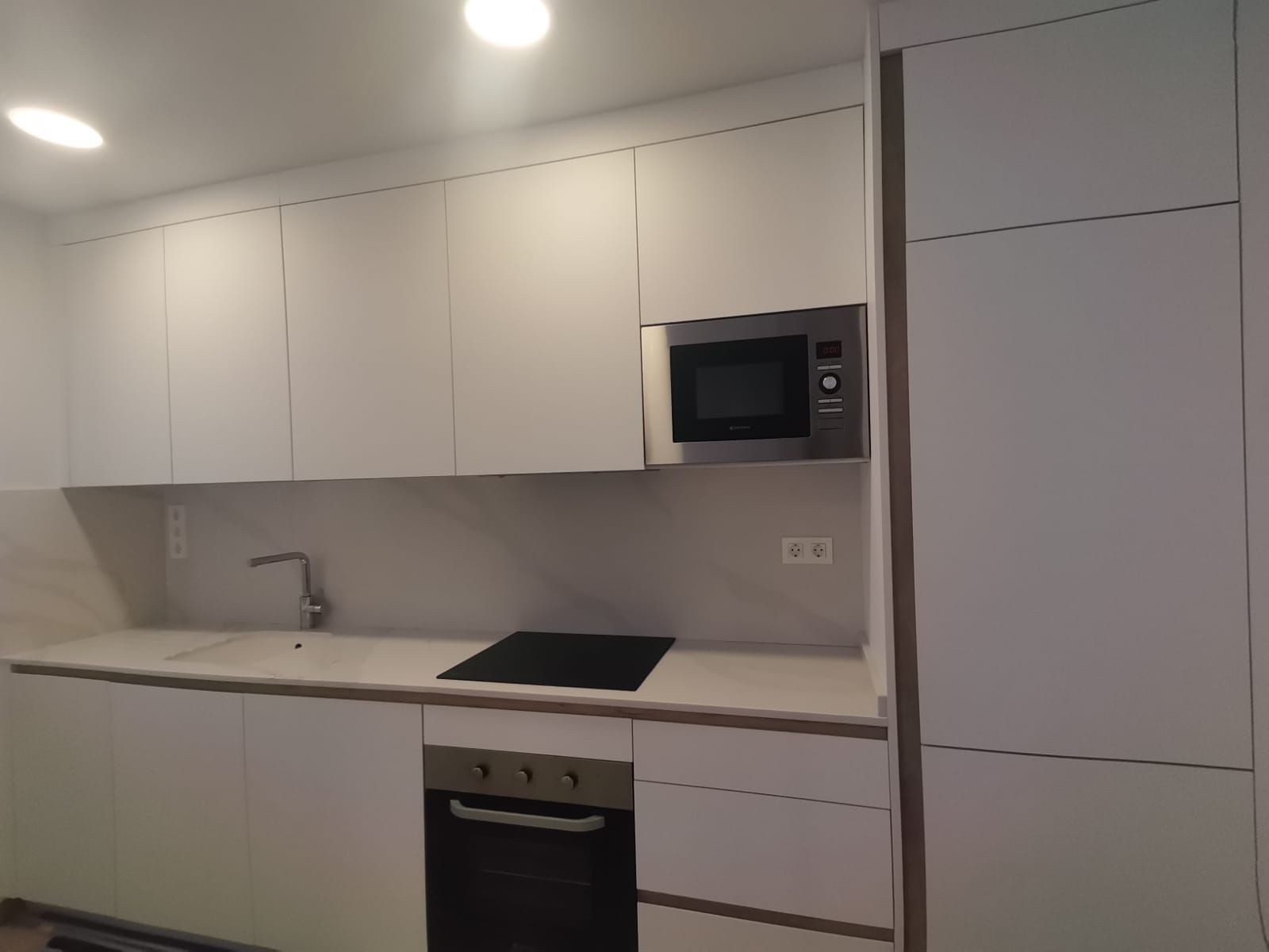 Open-plan kitchen and living layout, new-build apartment, Centro, Torrevieja