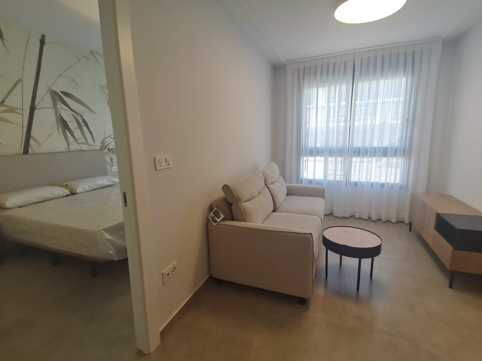 Built-in wardrobe interior detail, new-build apartment, Centro, Torrevieja