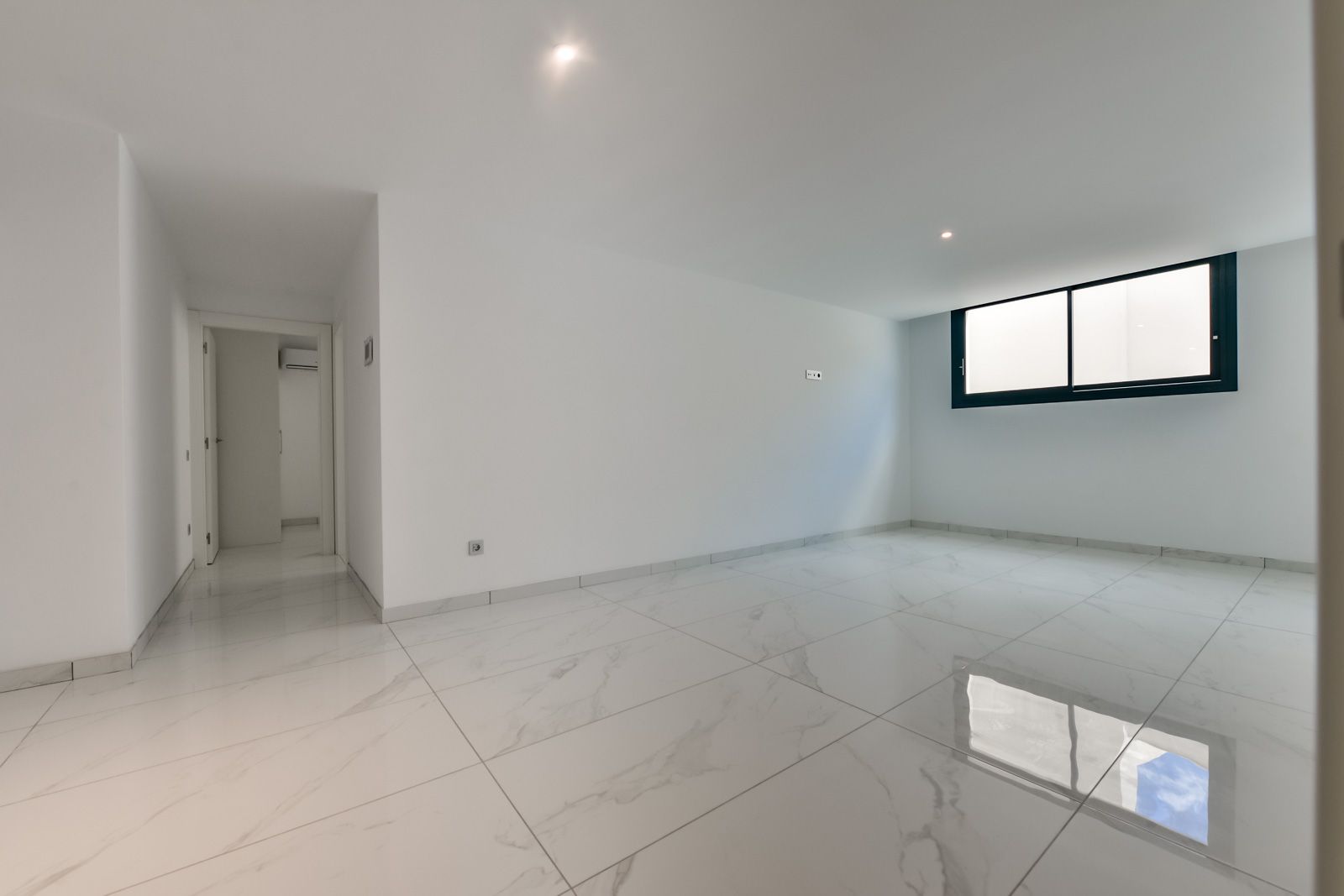 Fifth bedroom interior in new-build villa, Golf Bahía, Finestrat
