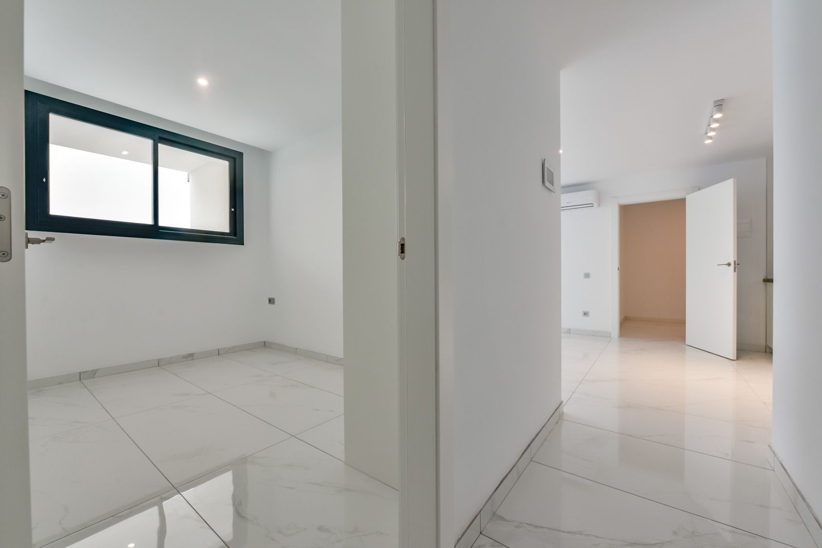 Landscaped garden of new-build villa on 638m2 plot, Golf Bahía, Finestrat