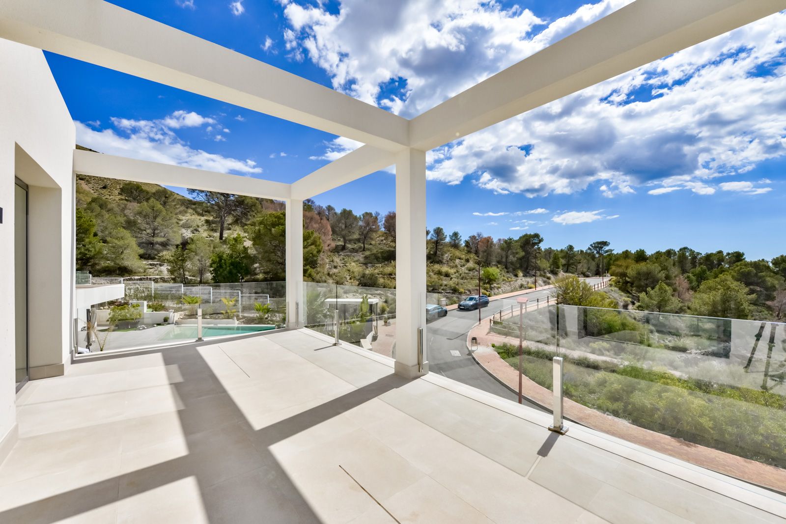 Open-plan kitchen with island in new-build villa, Golf Bahía, Finestrat