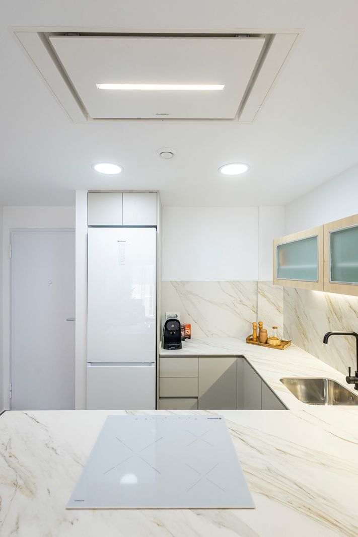 Hallway and internal layout, 2-bedroom apartment, Playa del Cura
