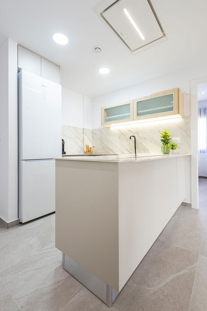 Kitchen with integrated appliances, 2-bedroom new-build, Torrevieja