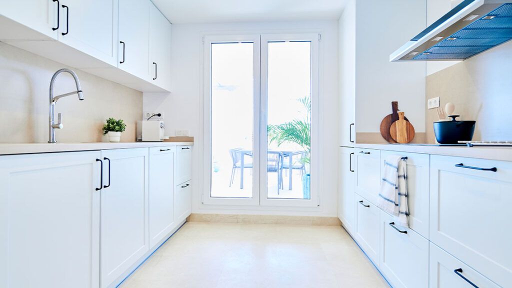 Bedroom with fitted storage in 2-bedroom penthouse, La Cerquilla