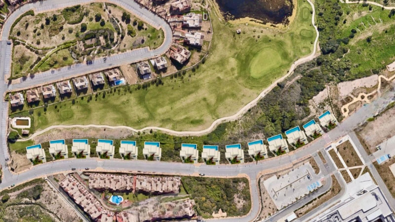 Private garden and 418 m2 plot of new-build villa, Azata Golf Estepona Oeste, Estepona
