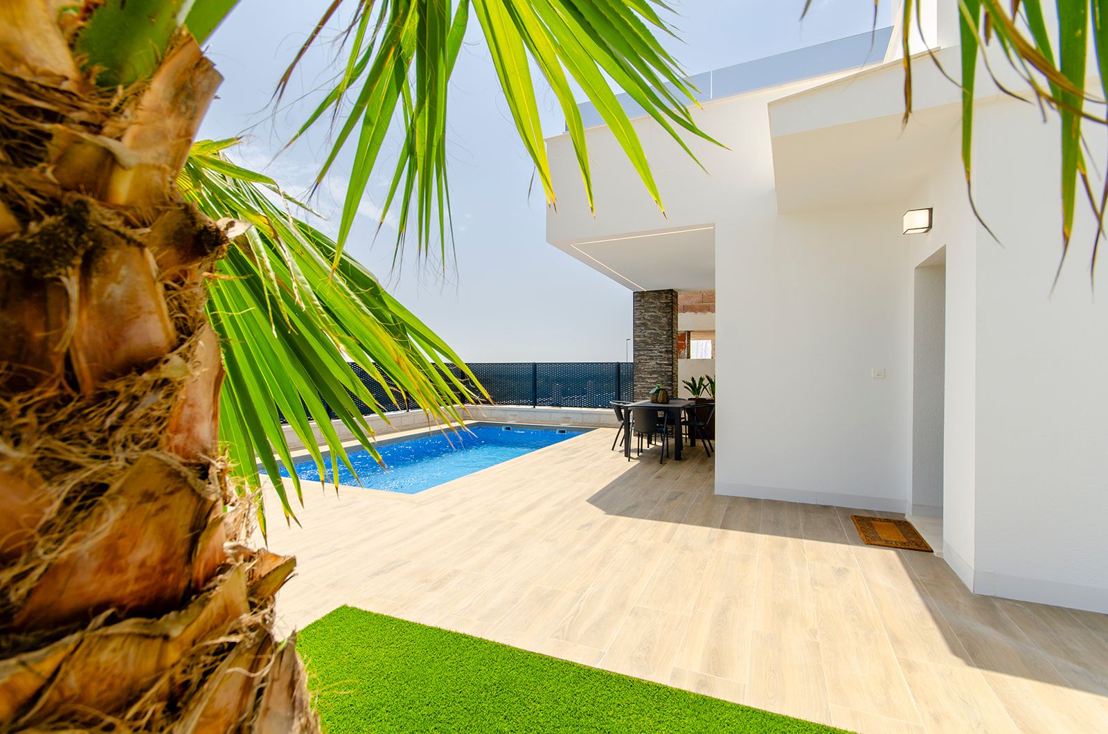 Second bathroom in 3-bedroom townhouse, Vistabella, Orihuela