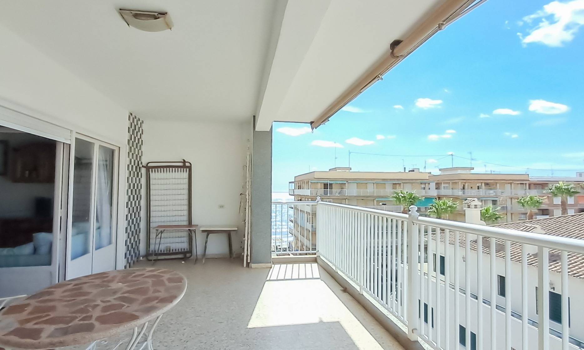 Interior living space in 3-bedroom penthouse, Playa de los Naufragos, Torrevieja