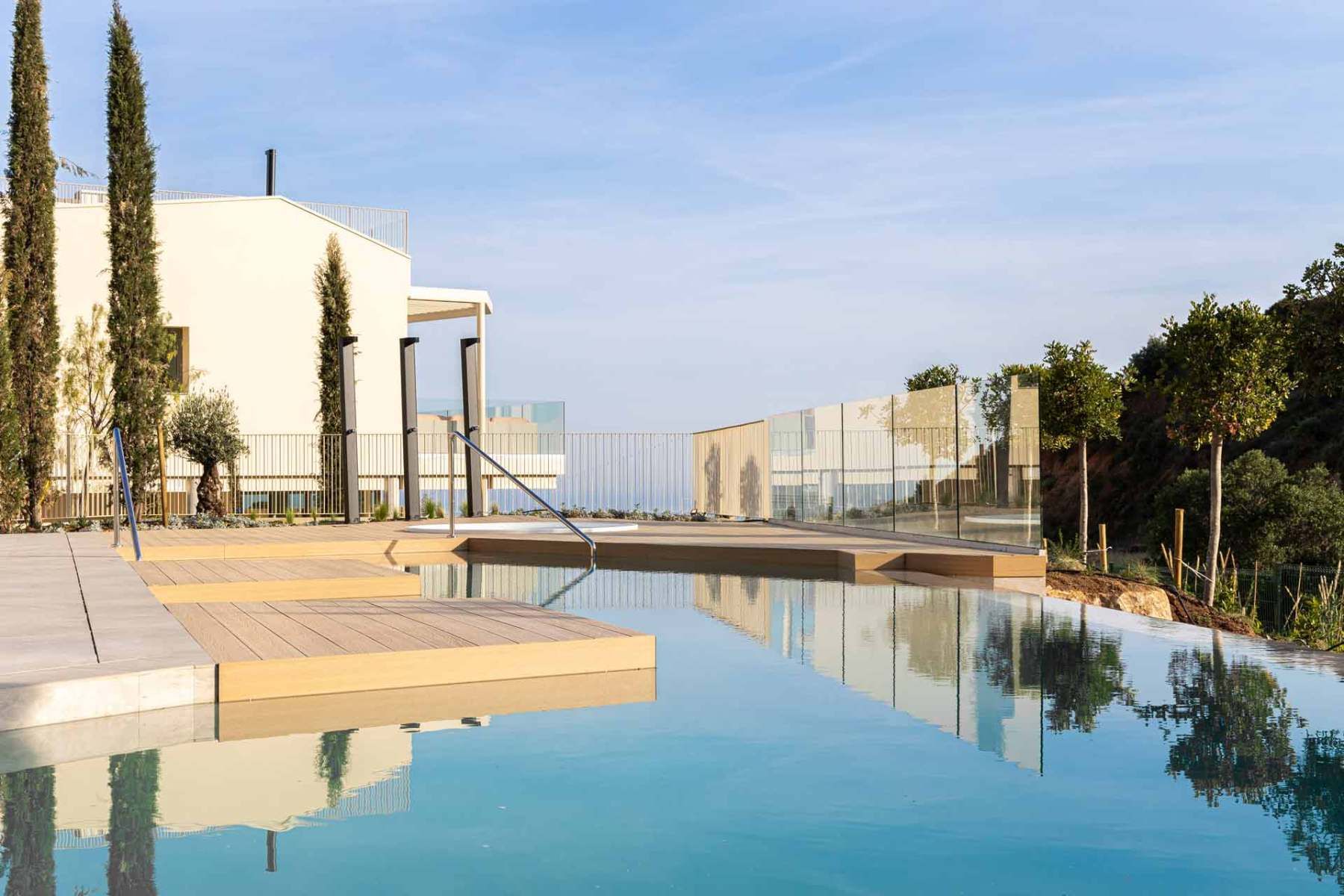 Second bedroom with window, new-build villa, Reserva del Higuerón, Fuengirola