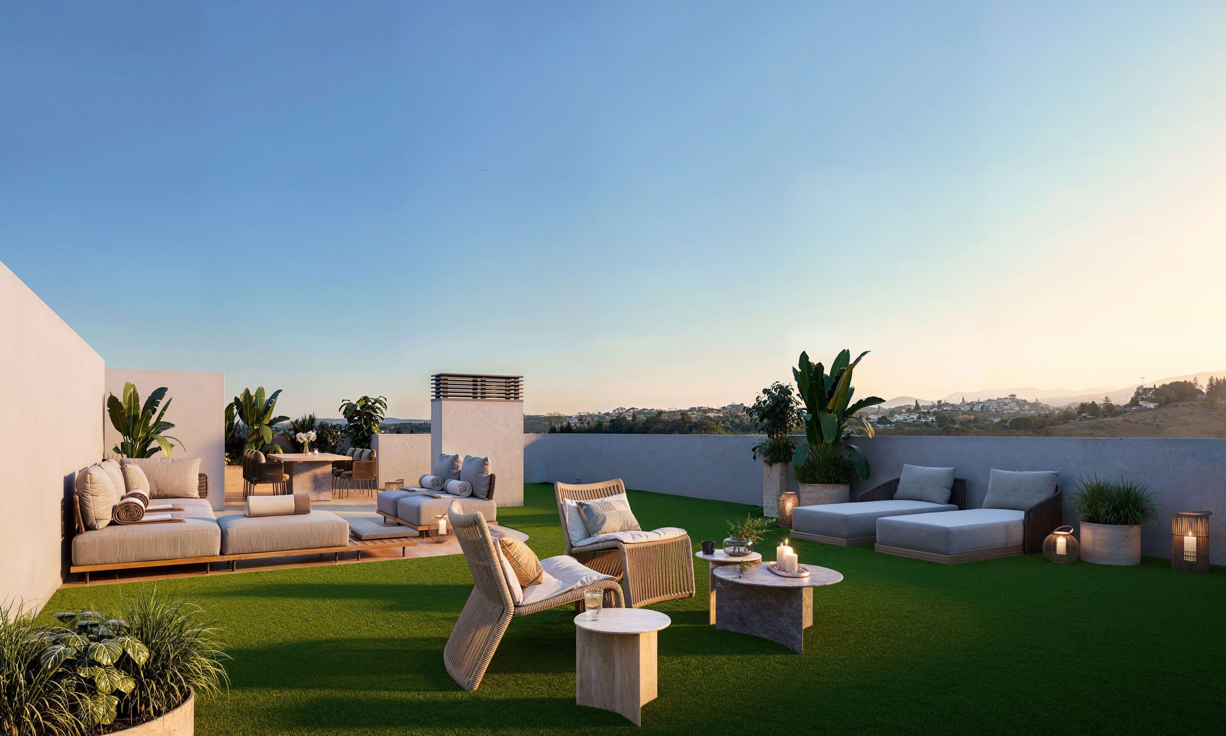 Interior hallway with porcelain tile floor in 2-bedroom penthouse, Los Pacos, Fuengirola