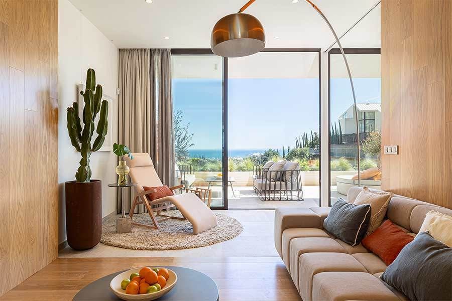 Open upper-floor terrace in new-build villa, El Higuerón, Fuengirola