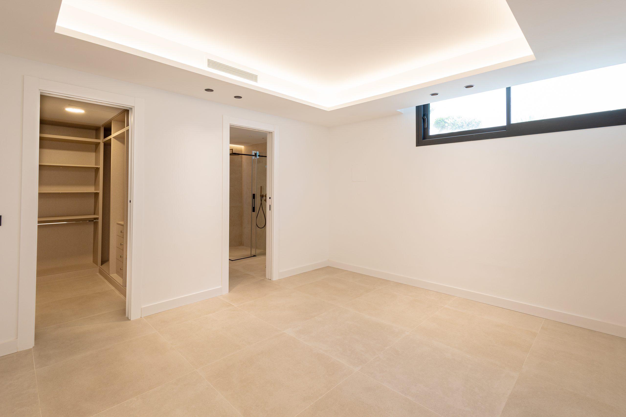Main bathroom with tiling in new-build villa, Mijas Pueblo