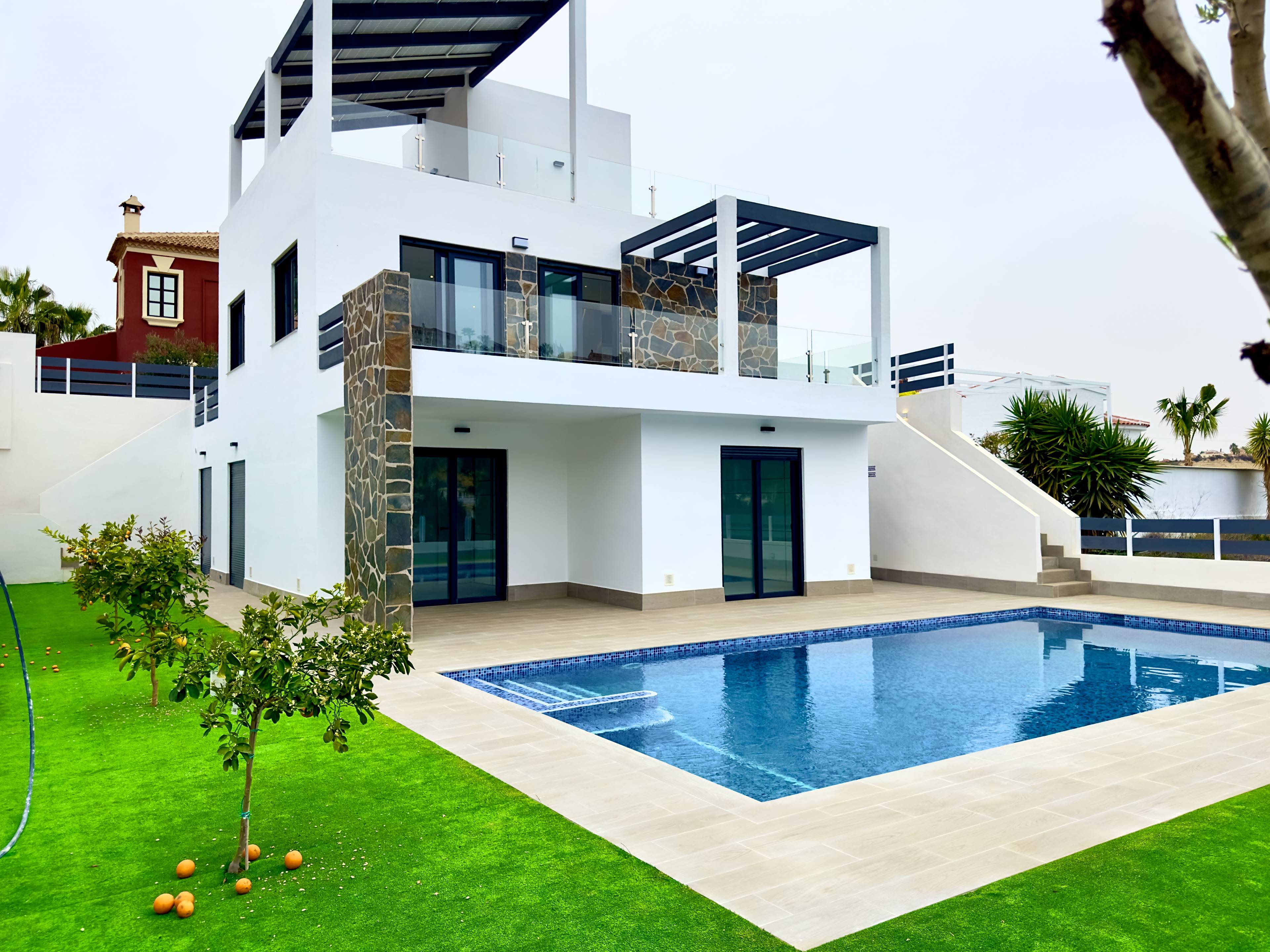 Third bathroom in 4-bedroom new-build villa, La Marquesa