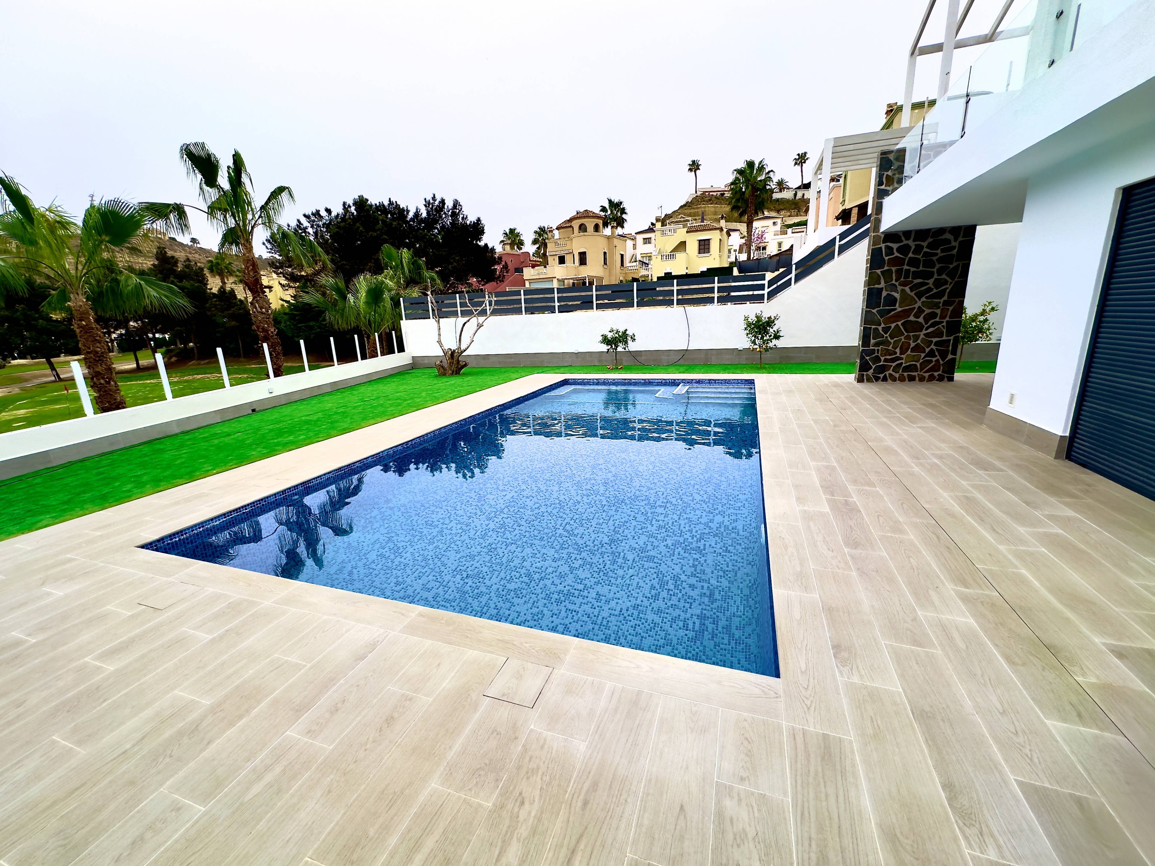 Street-facing elevation of new-build villa, La Marquesa, Rojales