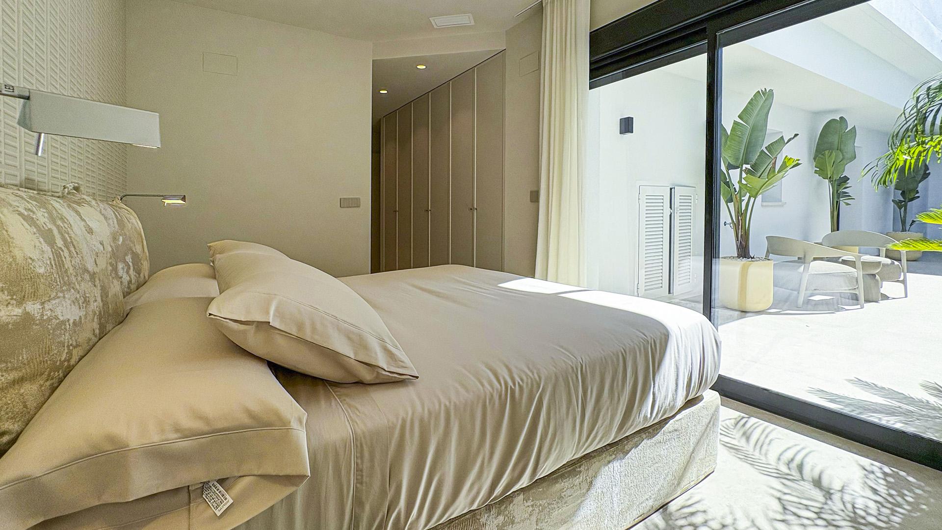 Second bedroom with built-in wardrobes, new-build villa, Ciudad Quesada