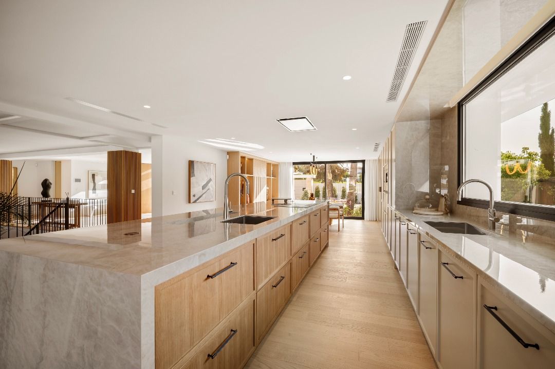 Outdoor terrace adjoining living area, new-build villa in Aloha